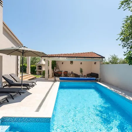 Bellissima With Pool Near Porec * Kukci